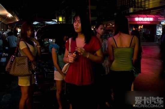 亚洲风骚妓女性服务