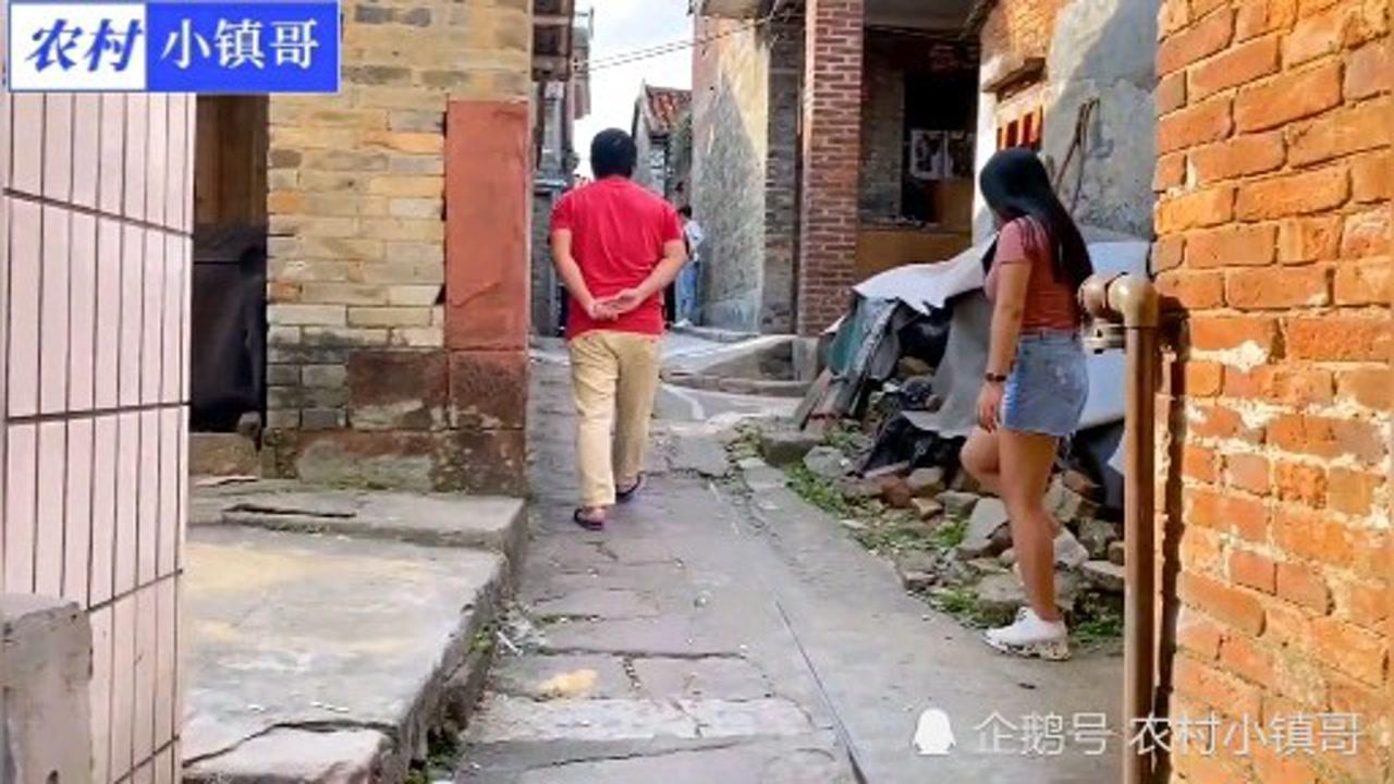 小路里两百块钱的爱情