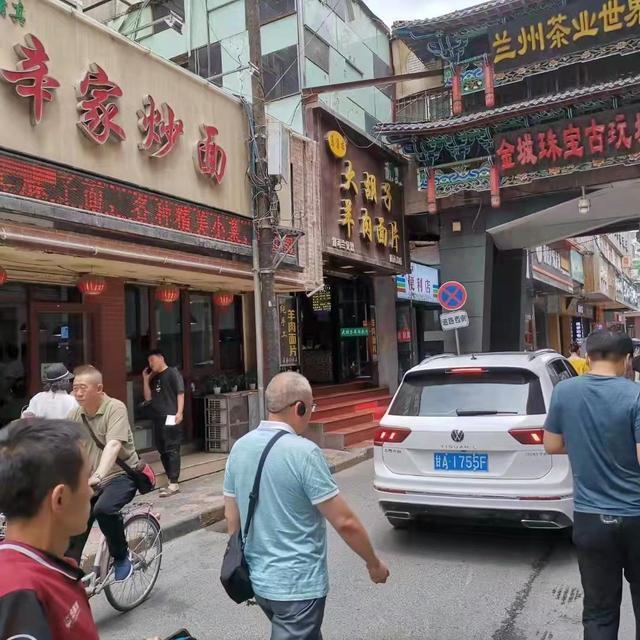 张掖幼胡同推拿在哪里啊