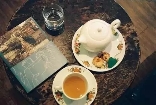 24幼时喝茶qq