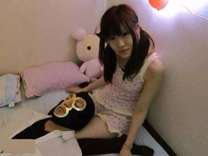 美女陪睡网站