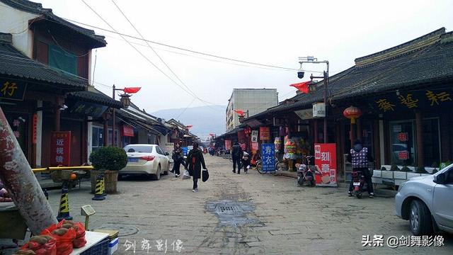 秦安推拿一条街在哪里