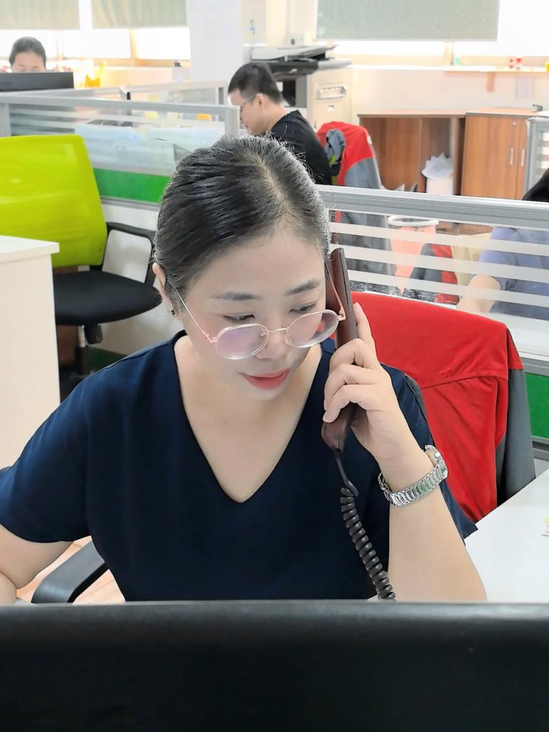 美女的联系电话