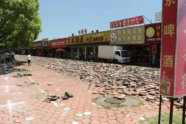 昆明推拿一条街在哪里