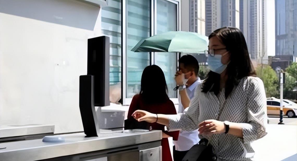 怎么在大学门口找服务
