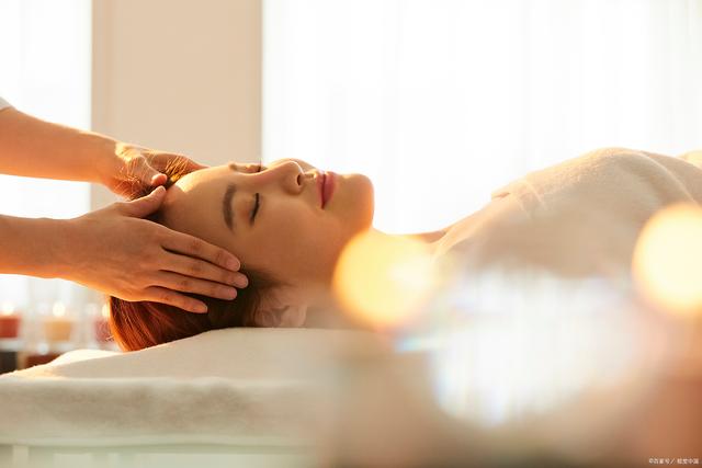 女子私密推拿spa