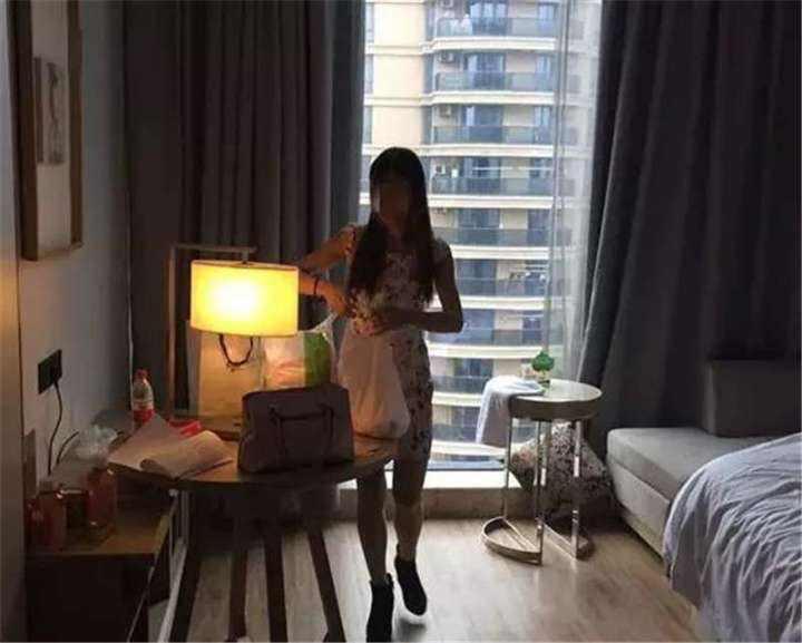 上海富婆推拿特殊服务