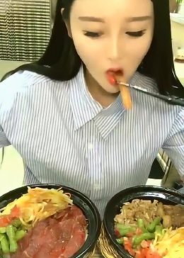 想点表送肉棒的大姐姐