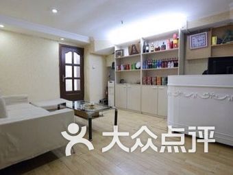 左近推拿沐浴休闲中心