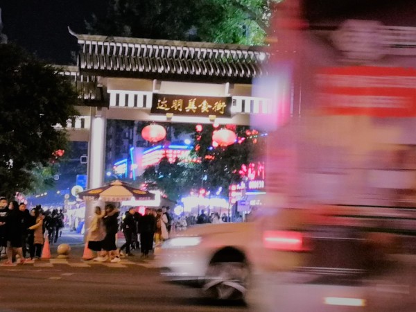 上海卖婬在哪条巷黑夜