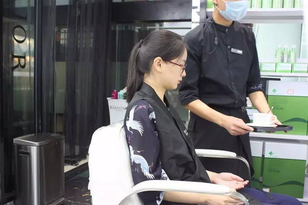 美发特殊服务