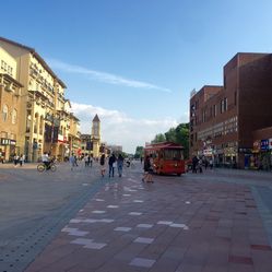 沉庆大学城熙街暗巷在哪里