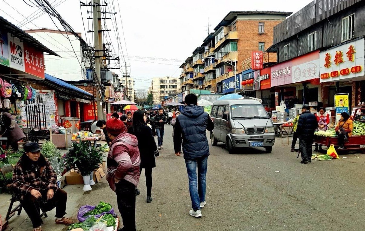 德阳工村耍后街卖的是啥