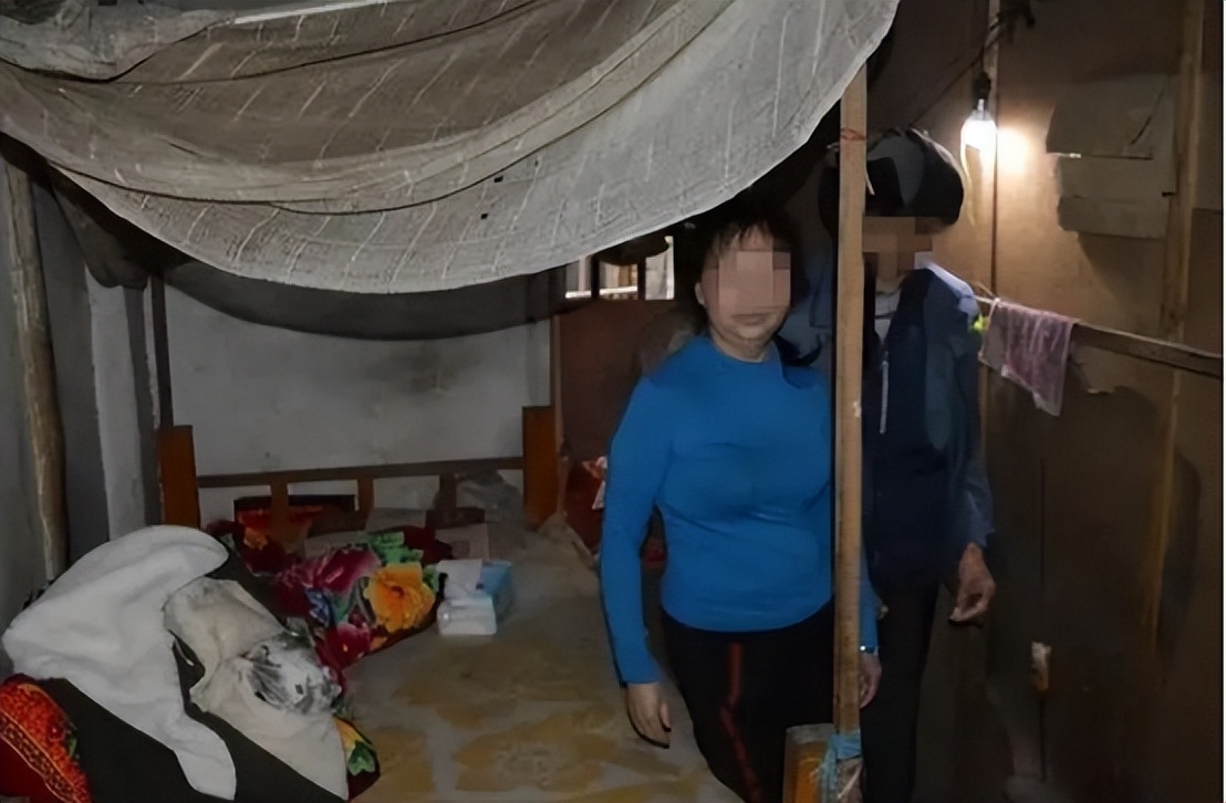 户棚区里嫖