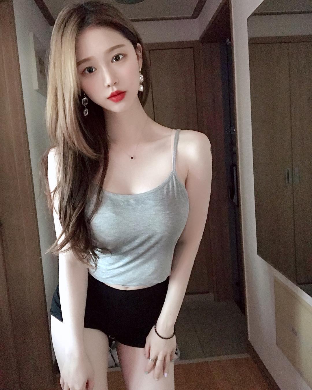 面庞精彩的表围