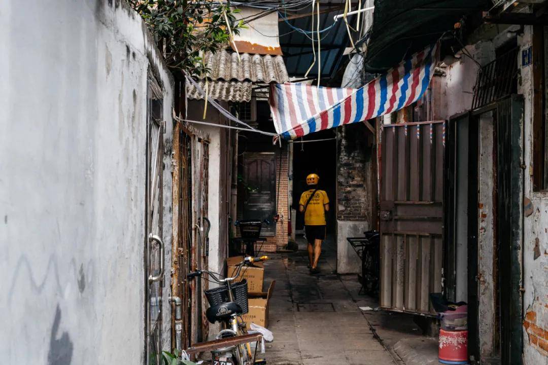 孝感紊路小巷子在那里
