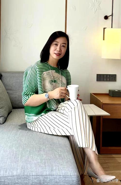 左近40到50的单身女人