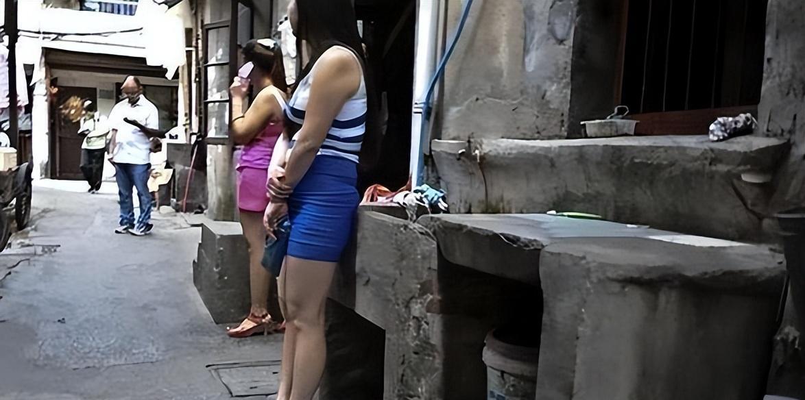 城中村熟女人嫖妓