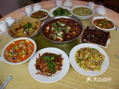 玉溪葫芦园快餐联系方式