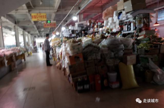 大鲁店小姐