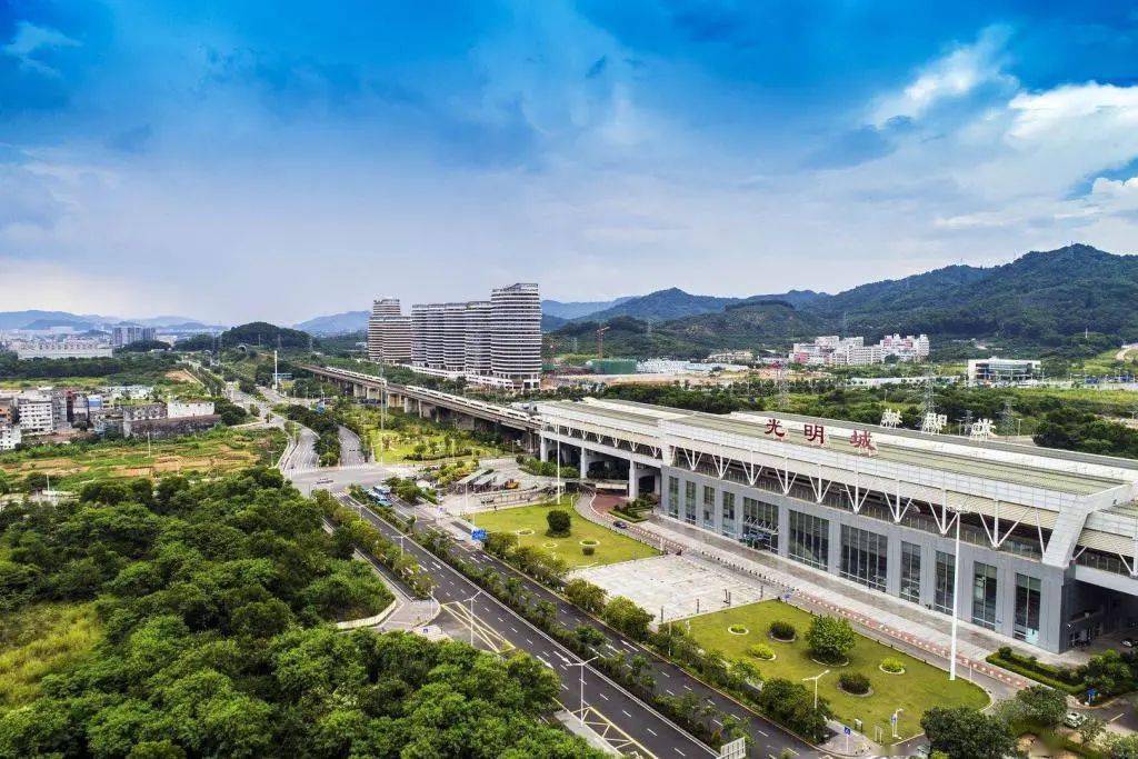 丽江光明区哪里有站小路的
