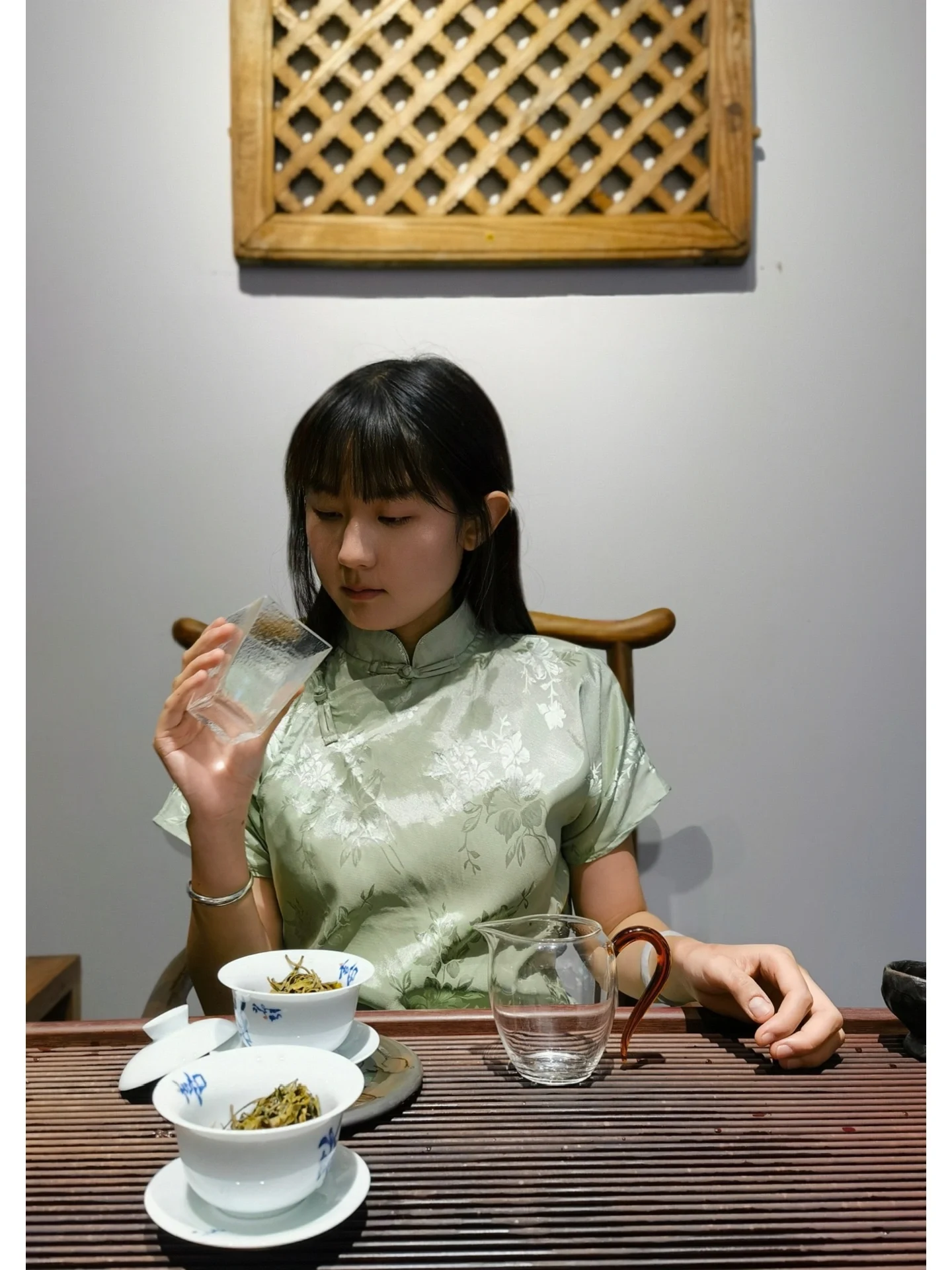 00后幼妹18品茶社