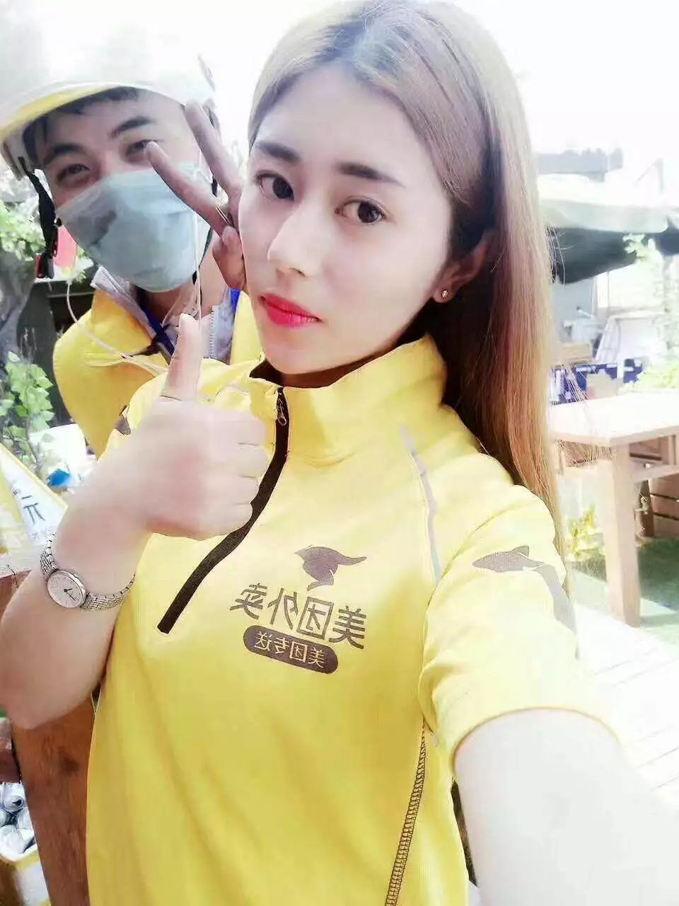 美团怎么点美女配送