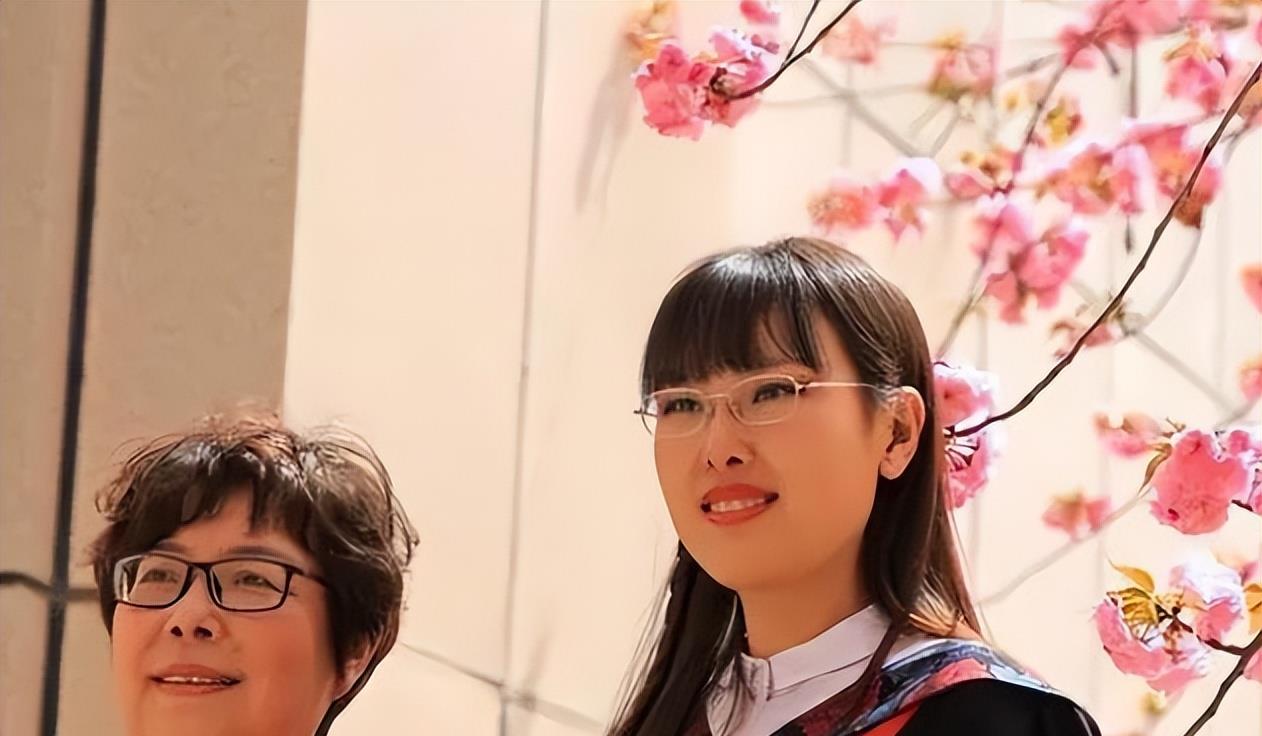 上海千花女生自荐