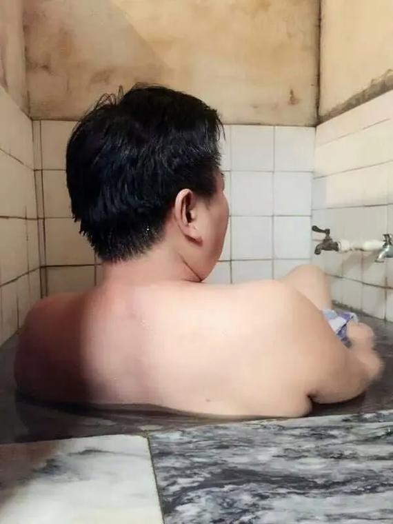 商丘洗澡有大背