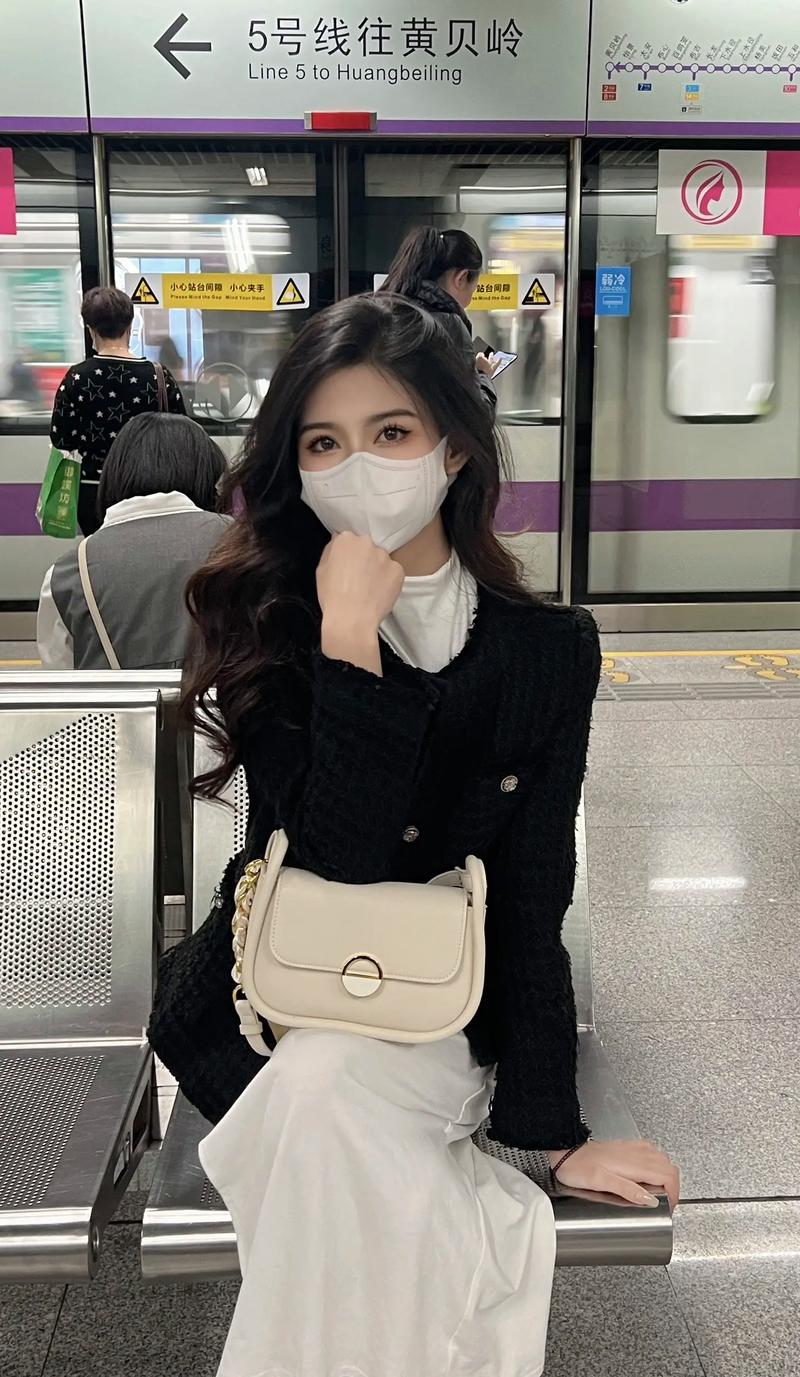黄贝岭找美女
