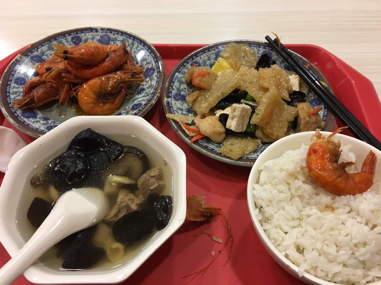 上海？？？？觳投