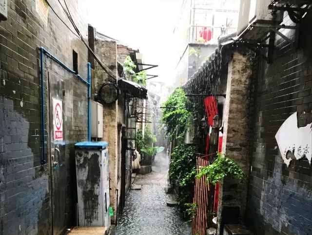 丽江南山市场幼小路