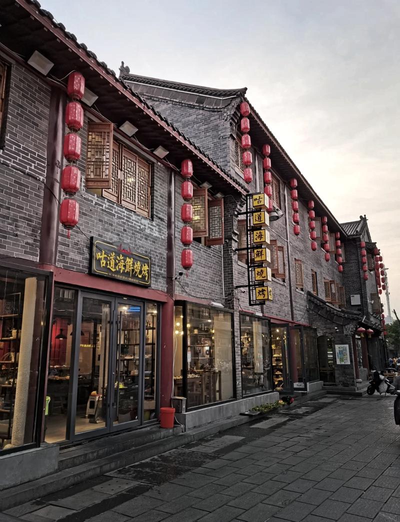 驻马店火车站左近有幼小路