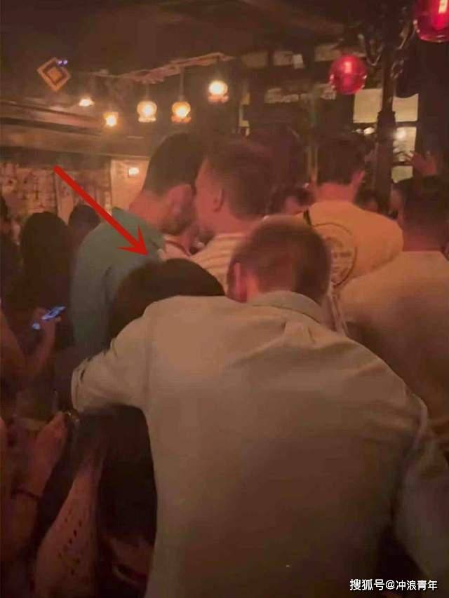 酒吧能约炮吗