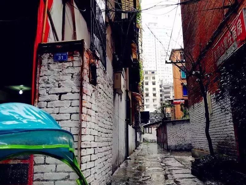 遵义火车站小路