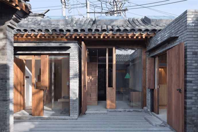 龙居生涯广场后面幼胡同的地位