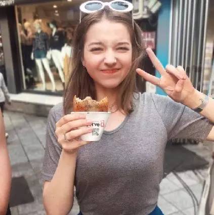 俄罗斯玩一次幼姐姐几多钱