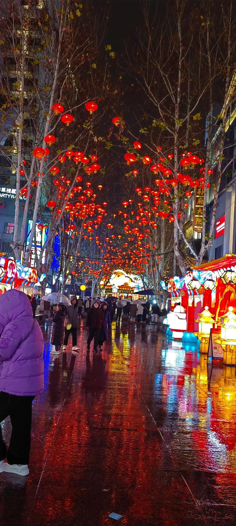 岳阳红灯街区