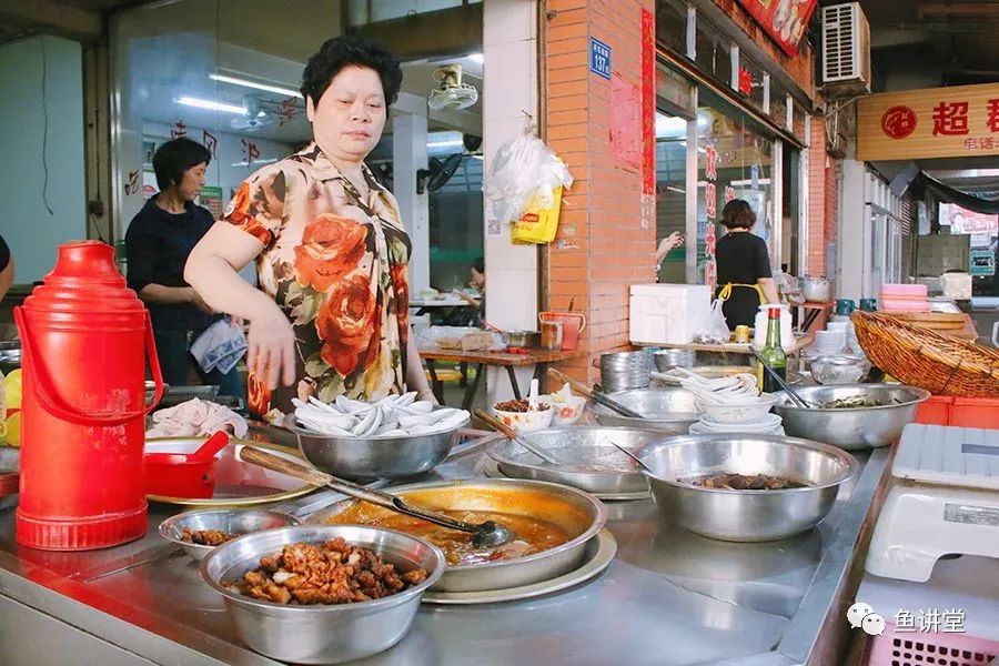 宜宾美食街桥头女去哪了