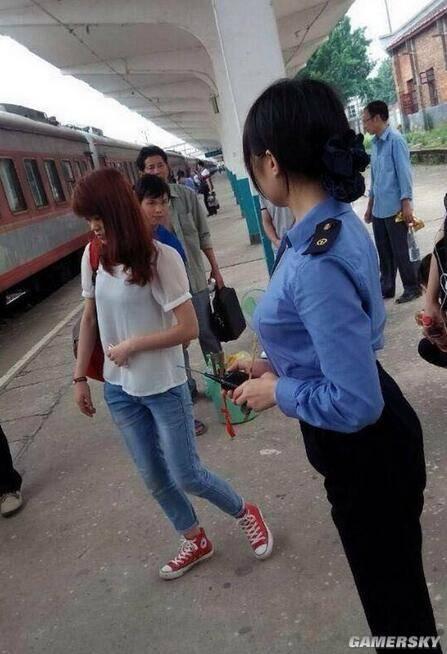 火车站左近有女人玩吗