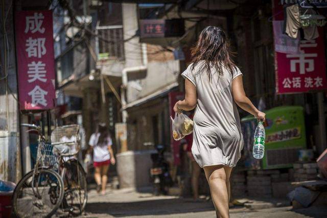 城中村150高素质美女