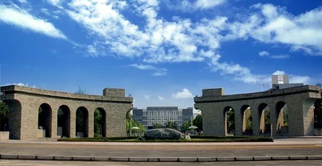沉庆大学城汉子天堂