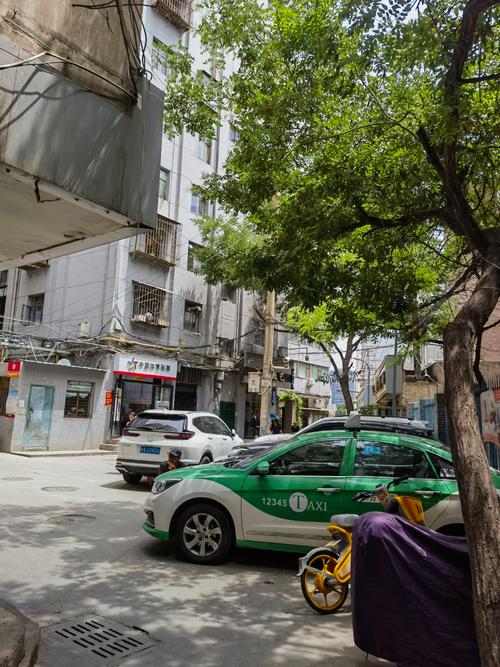 兰州火车站小巷