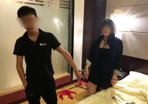 城中村泻火足浴技师