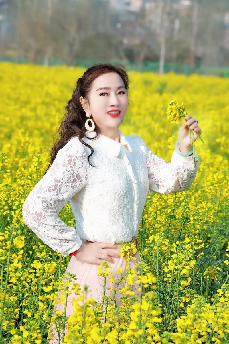 昆明舒服哪里找女的联系