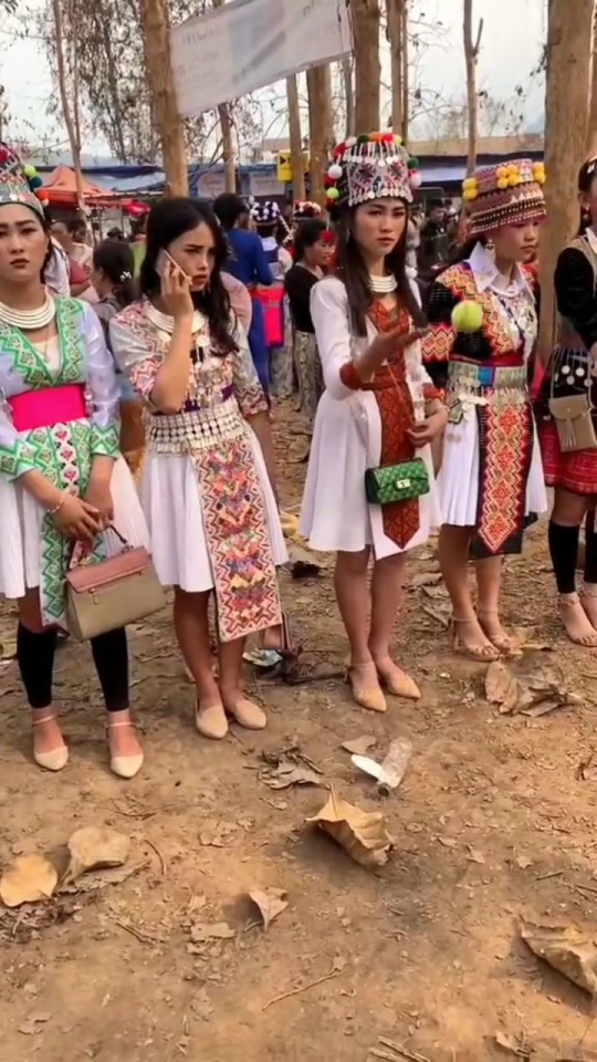 去老挝玩幼姑娘约莫几多钱一个月
