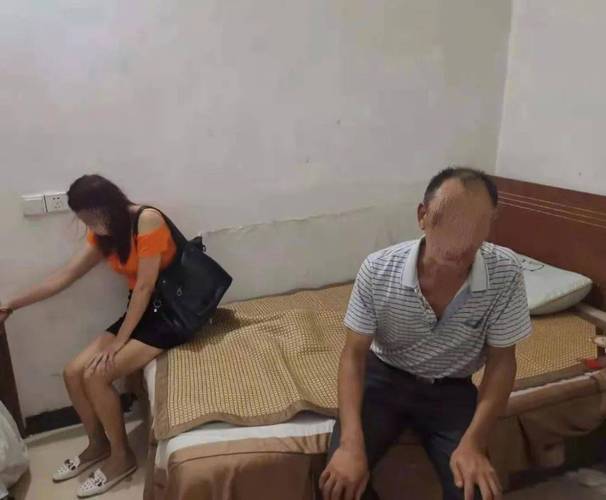 农民工嫖40岁农村妇女