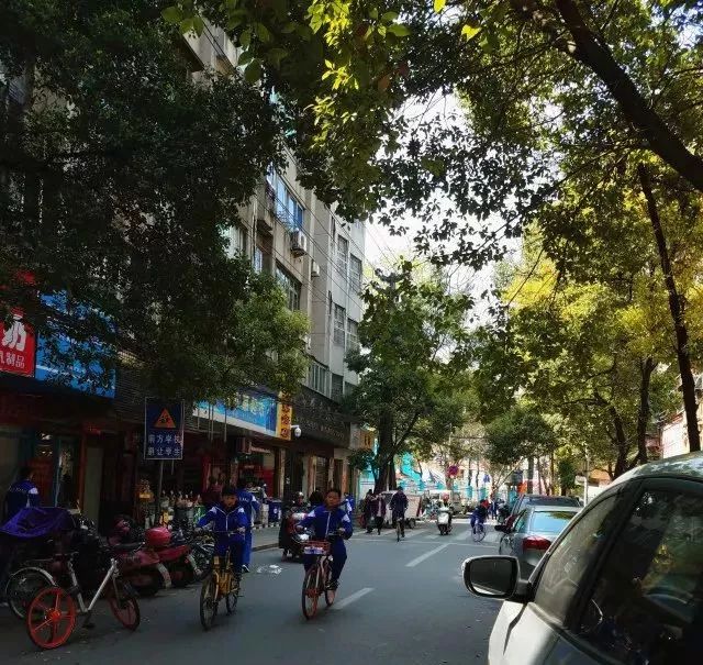 遵义好玩的幼小路