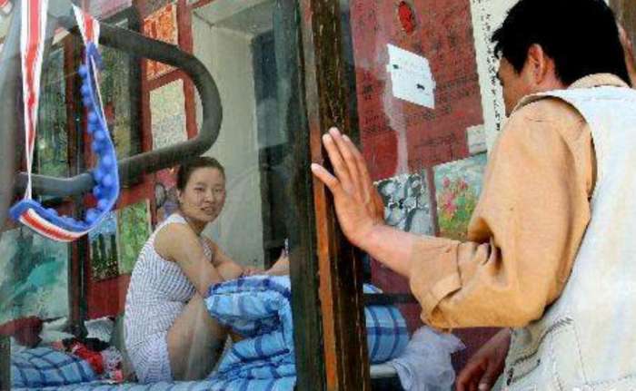 农夫工嫖便宜妇人
