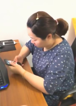怎么看女的是不是出来买